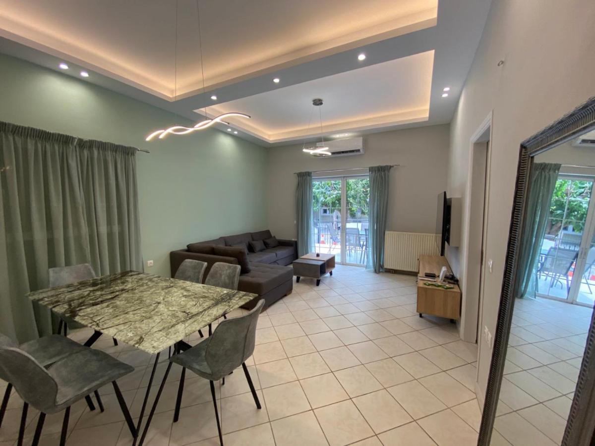 Comfortable Apartment Near To Metro Athens Exterior photo