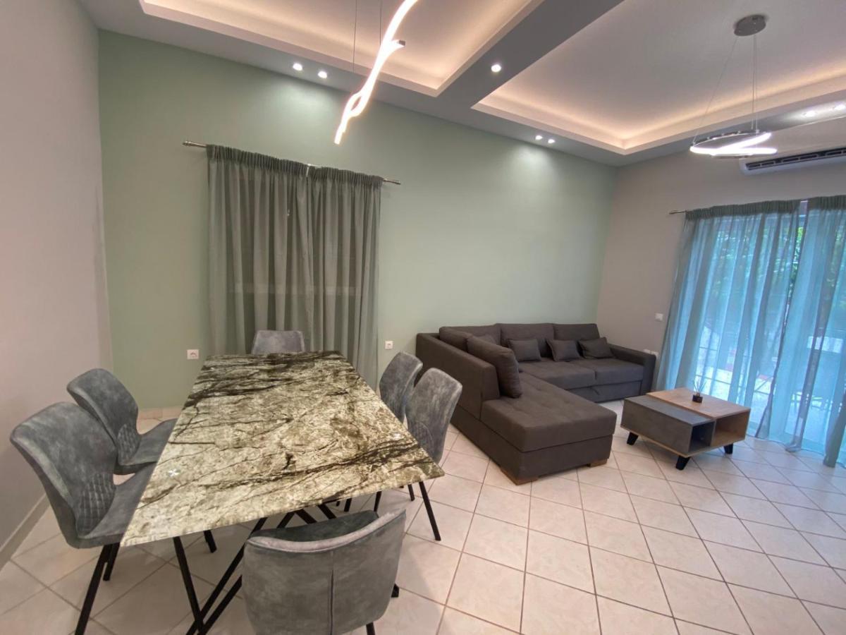 Comfortable Apartment Near To Metro Athens Exterior photo